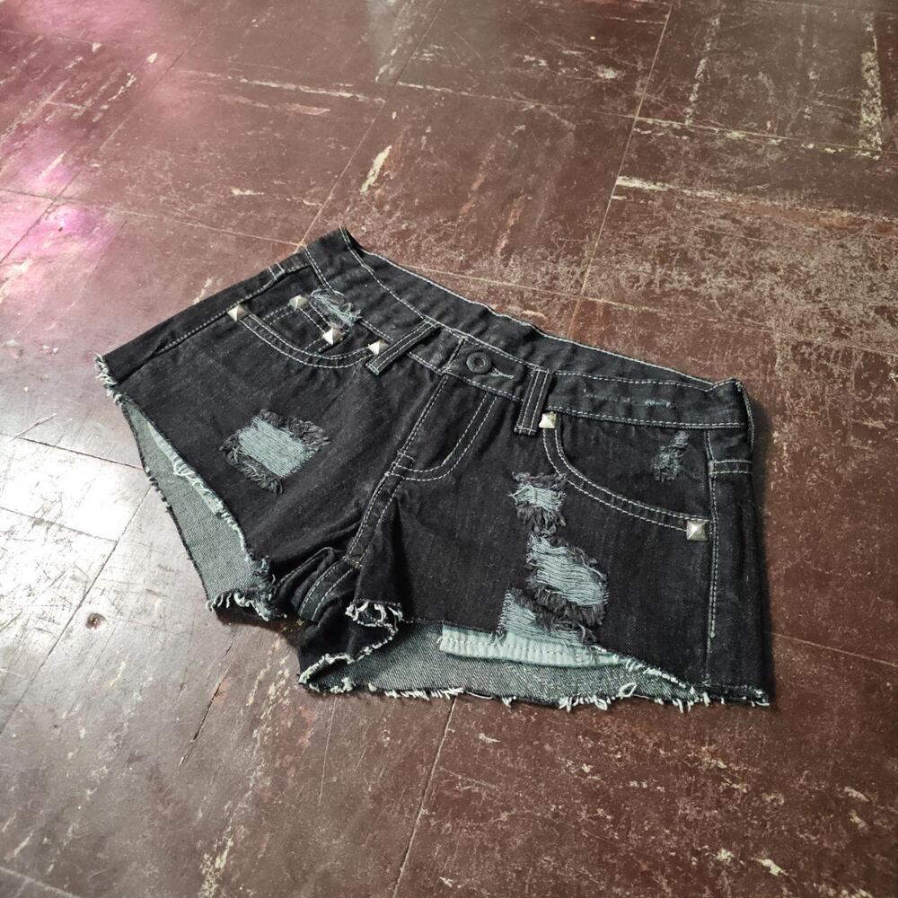 Studded Jorts y2k Grunge Punk Distressed Cutoff Black (27W) ✨